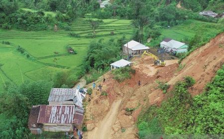 BNPB: Akses Jalan Nasional Mamasa-Mamuju Putus Tertimbun Tanah Longsor