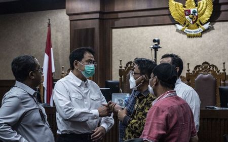 Di Hadapan Hakim dan Jaksa, Azis Syamsuddin Ngaku Khilaf Beri Pinjaman Uang ke Eks Penyidik KPK