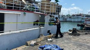 Police Investigate Cause Of Ship Explosion At Benoa Port, Bali