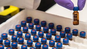 Inggris Negara Pertama Setujui Vaksin Pfizer-BioNTech, Peluncuran Pekan Depan