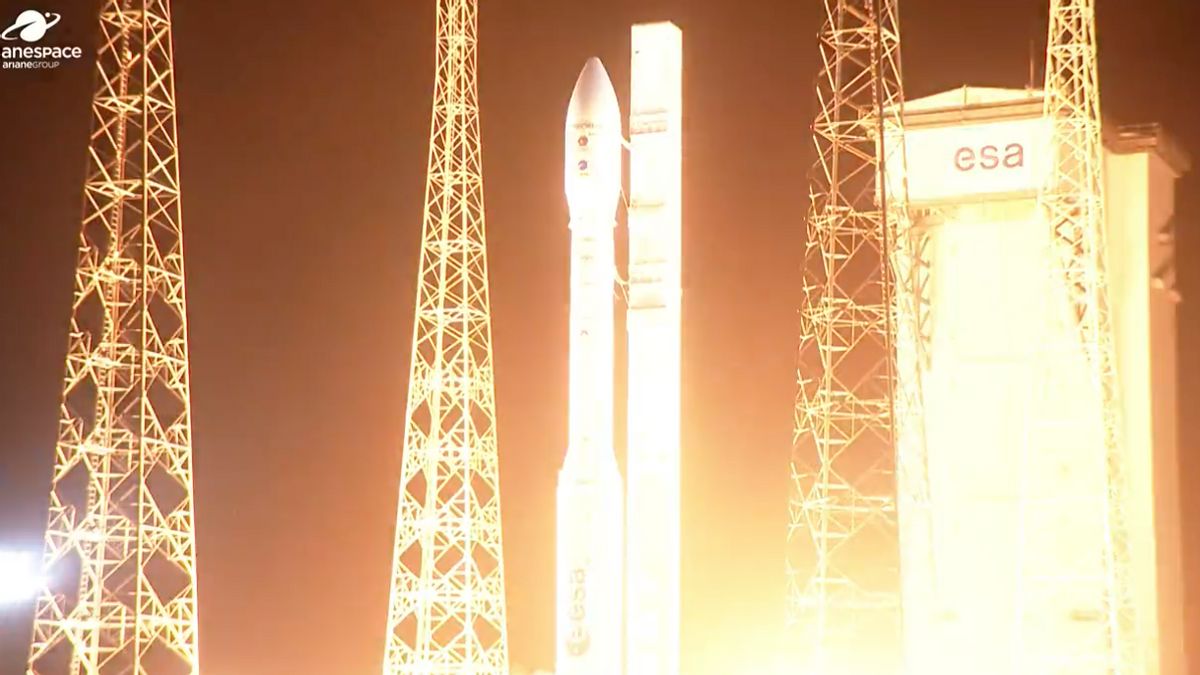 <i>Delay</i> Sehari, Arianespace Akhirnya Luncurkan 12 Satelit dengan Roket Vega