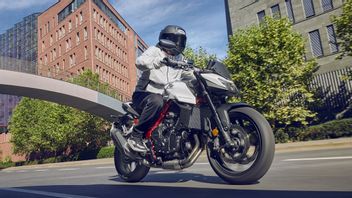 Honda vient de mettre à jour les modèles CB750 Hornet et XL750 Transalp, c’est le changement?