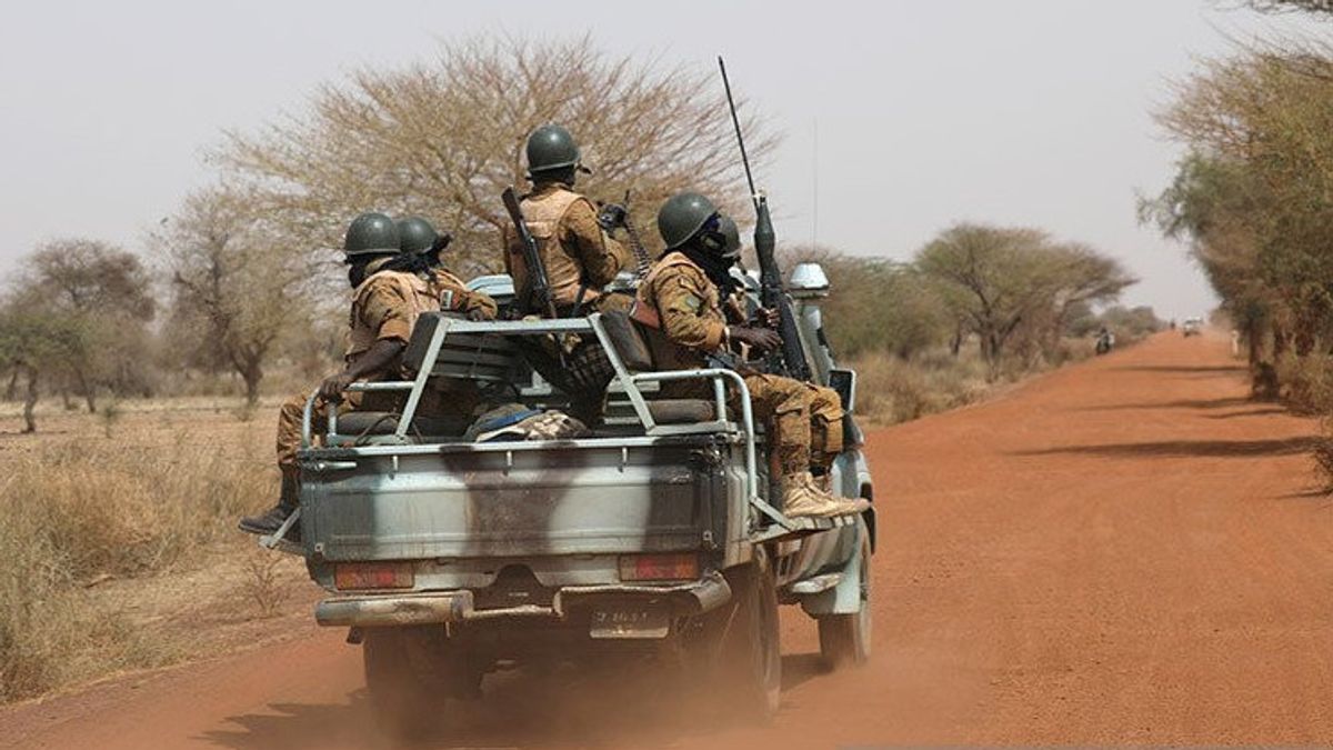 Serangan Bersenjata di Burkina Faso Paksa 17.500 Warga Mengungsi