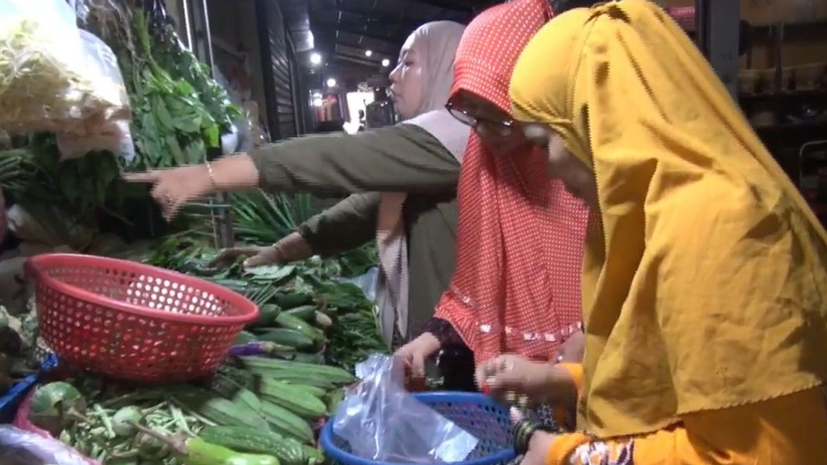 Comme d'habitude, avant l'Aïd al-Aïd, les prix des produits de base ont grimpé en flèche de près de 100%