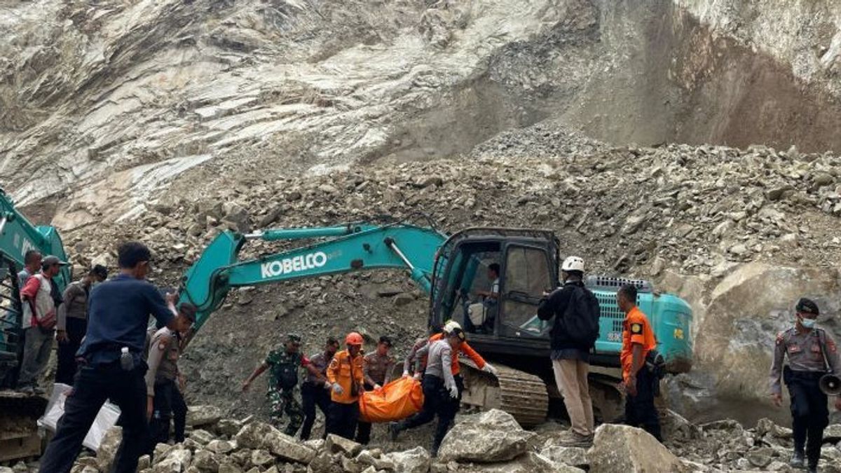 Evacuation Of Longsor Victims Of Mount Kuda Facing Serious Obstacles