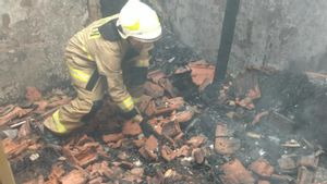 Ditinggal Pembantu Beli Pampers, Lansia Tewas Terbakar di Komplek Hankam