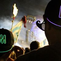 Menyoroti Konser Musik EDM di Indonesia dan Arab Saudi