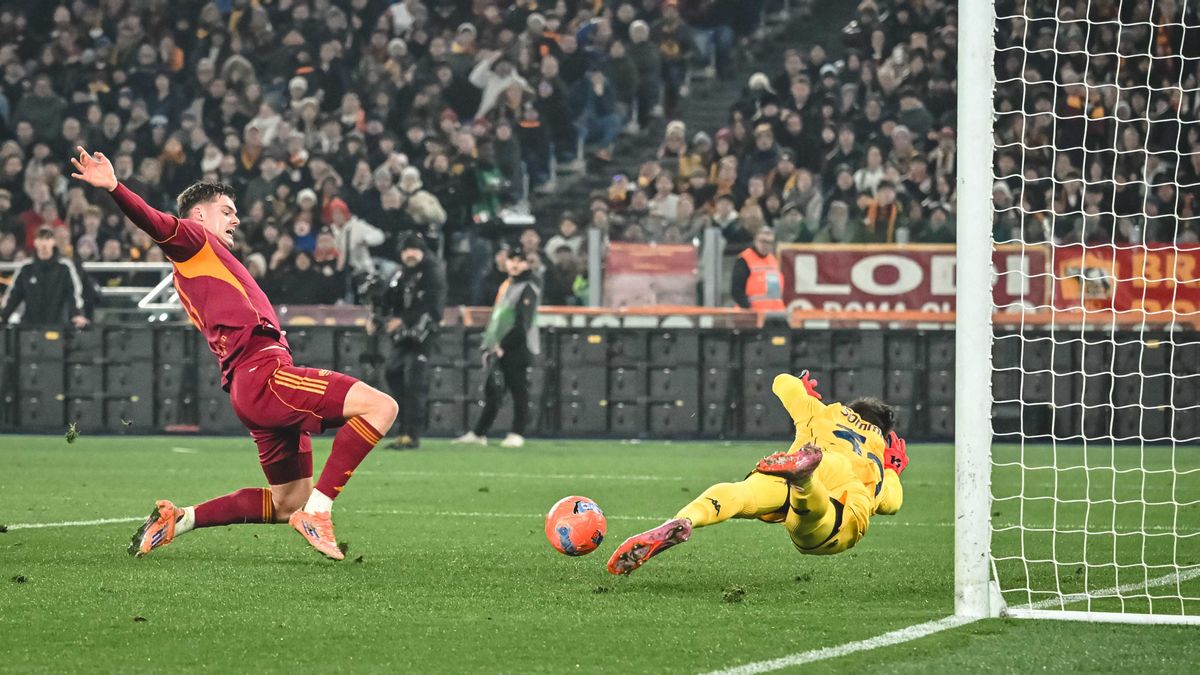 AS Roma bat le Genoa, élimine la Juventus