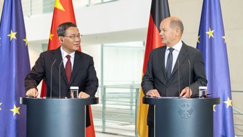 Accept PM Li Qiang Delegation, German Chancellor Scholz: We Firmly Reject Unilateral Efforts To Change Quo Status By Force