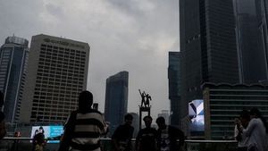 Cuaca Jakarta 13 Februari Berawan Seharian, Hujan Turun Malam Hari