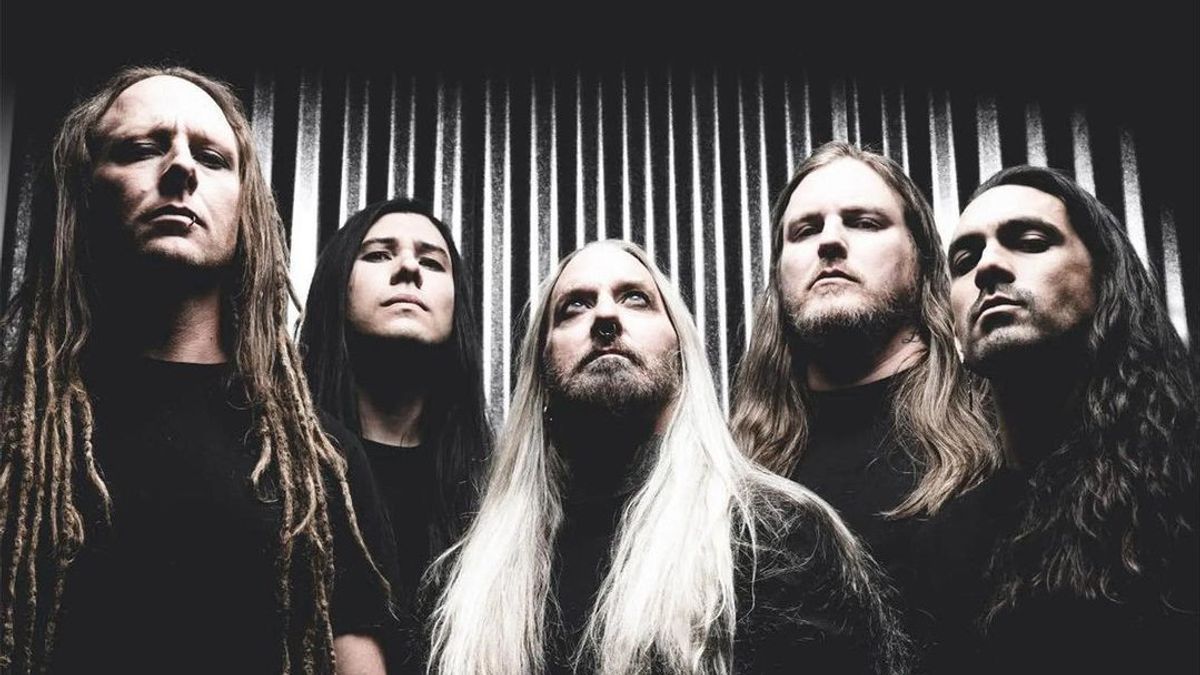 Devildriver Spreads New Single, If Blood Is Life