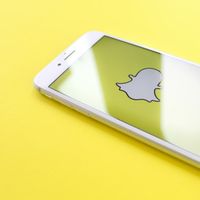 Fitur Baru Snapchat Bantu Berantas Mitos tentang COVID-19