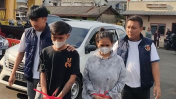 جاكرتا - نهاية هروب زوجة سيري في جاكبار ، ألقي القبض عليها بتهمة التخلص من الطفل المولود حديثا
