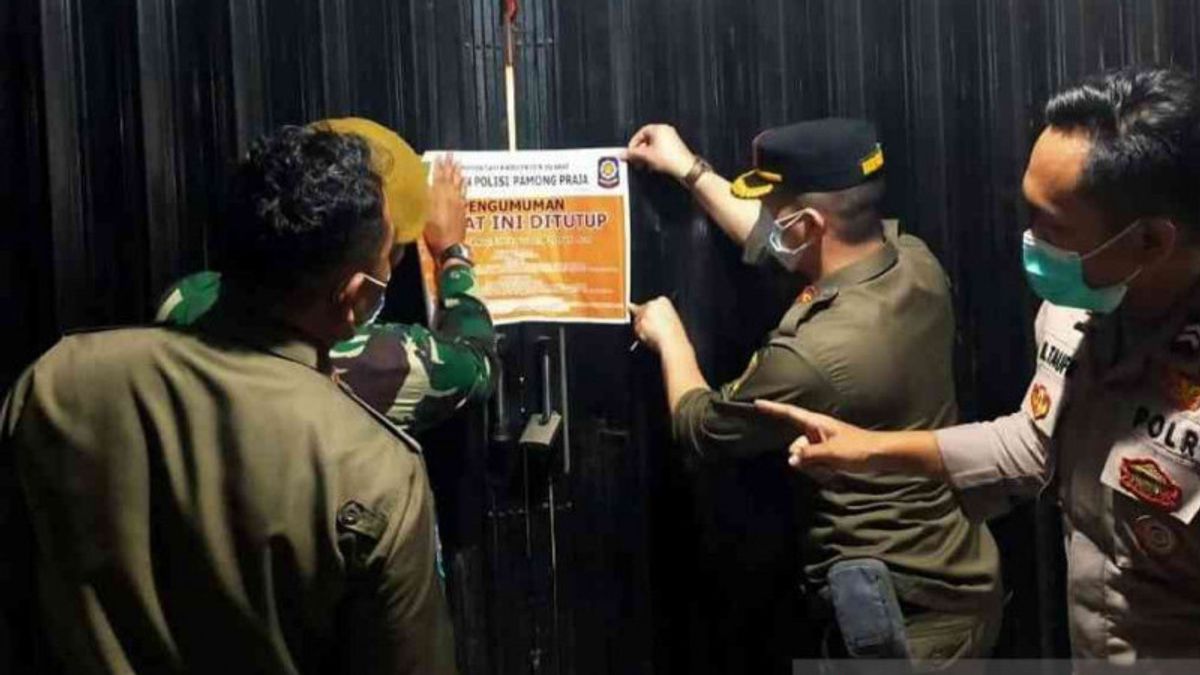 Serves Guests, Eats And Drinks, 2 Cafes In Cikarang Bekasi Are Sealed By Officers