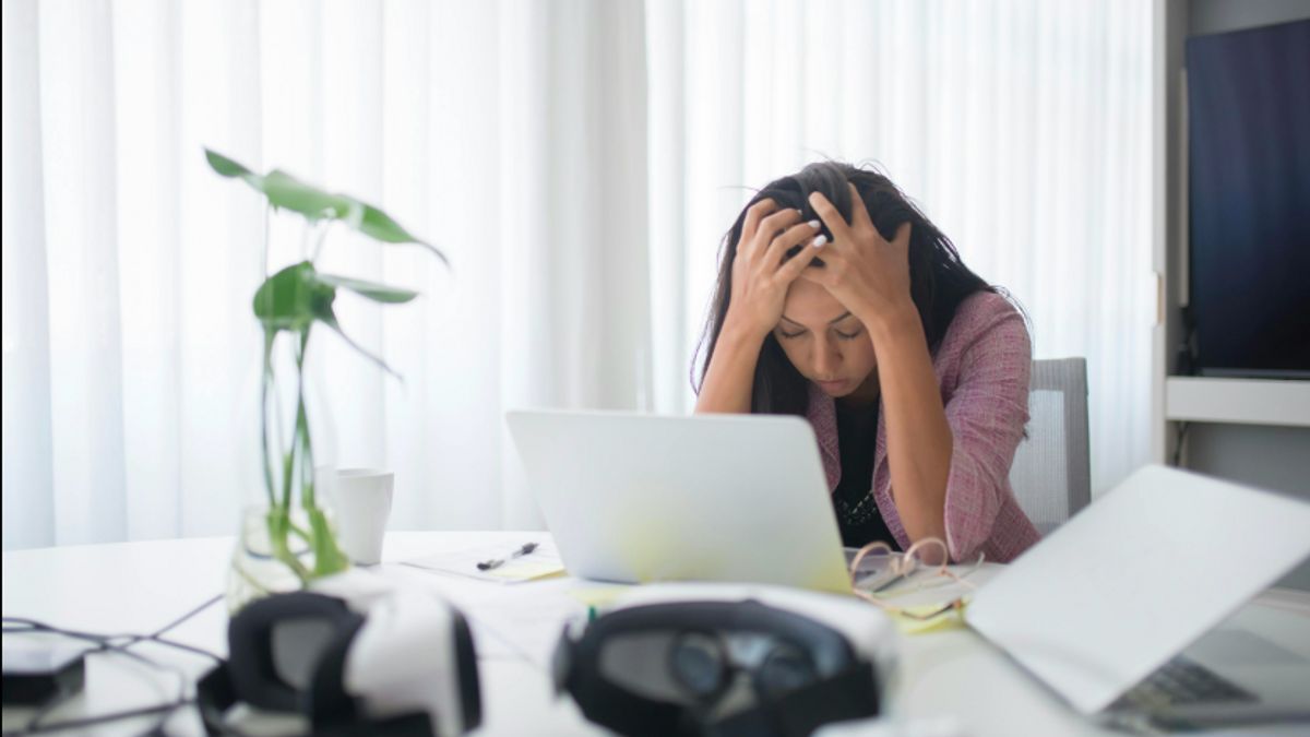 Stres Berkepanjangan di Tempat Kerja Bisa Picu Dampak Fisik dan Mental