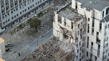British Foreign Minister Summons Russian Ambassador In The Aftermath Of Missile Attack On Kyiv