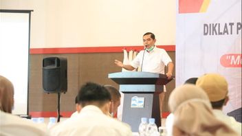 Le Vice-président De Medan DPRD, Ihwan Ritonga, Souligne La Réduction De Salaire De PHL: Ne Les Sacrifiez Pas