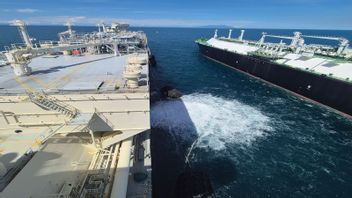 PGN Terima Gas Alam Cair dari Terminal LNG Tangguh Papua