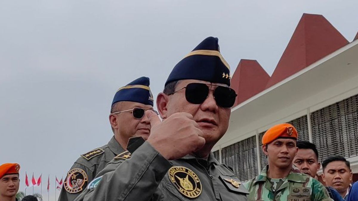 Prabowo Dapat Brevet dan Wing TNI AU: Bangga, Waktu Muda Saya Ingin Jadi Penerbang