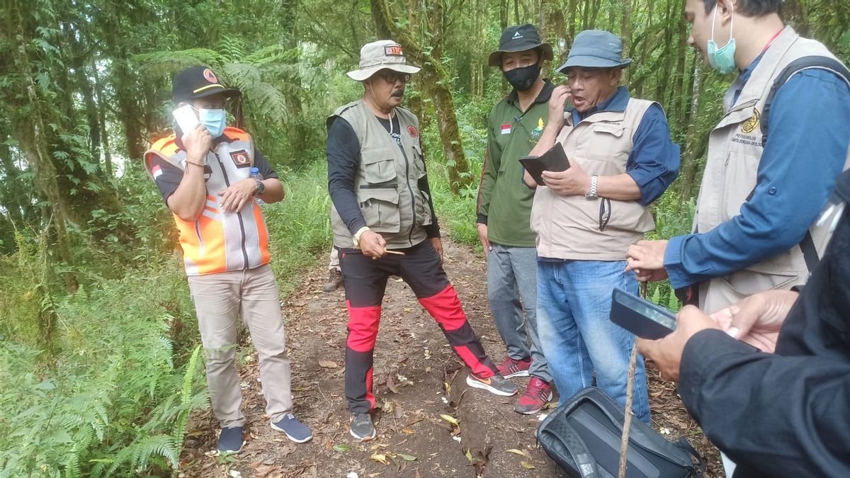  PVMBG Temukan Banyak Keretakan di Gunung Abang Kintamani Bali, Pendakian Ditutup Sementara