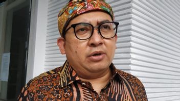 Fadli Zon Calls the UN Security Council Has No Authority about Israel Bombarding Palestine