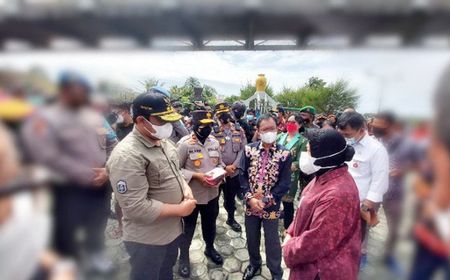 Mensos Risma Tinjau Banjir Kalteng: Tidak Bisa Setiap Tahun Terus Begini, Harus Ada Strategi Tangani Akar Masalah