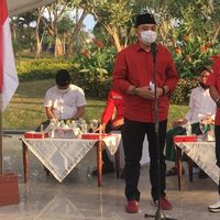 Viral Pendukung MA-Mujiaman Yel-yel ‘Hancurkan Risma’, Kini Muncul Baliho Bela Risma Menangkan MA