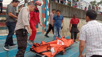 漂浮在西萨丹河坦格朗的尸体原来是一名来自雅加达东部的76岁男子