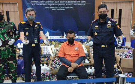 Petugas Bea dan Cukai Sidoarjo Sita Cairan Rokok Elektrik Ilegal