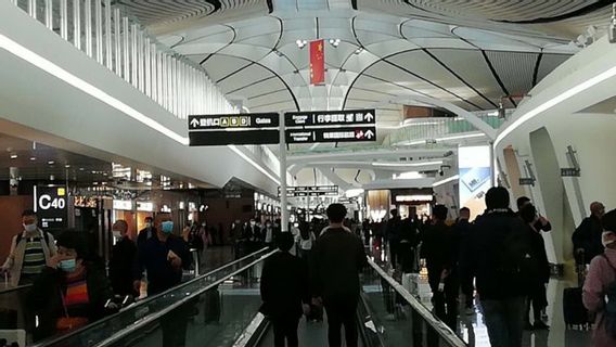 Ratusan Penerbangan dari dan ke Guangzhou Dibatalkan, Ternyata Ini Sebabnya