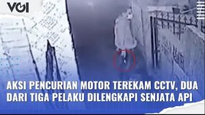 VIDEO: Aksi Pencurian Sepeda Motor Terekam CCTV, Dua Dari Tiga Pelaku Dilengkapi Senjata Api
