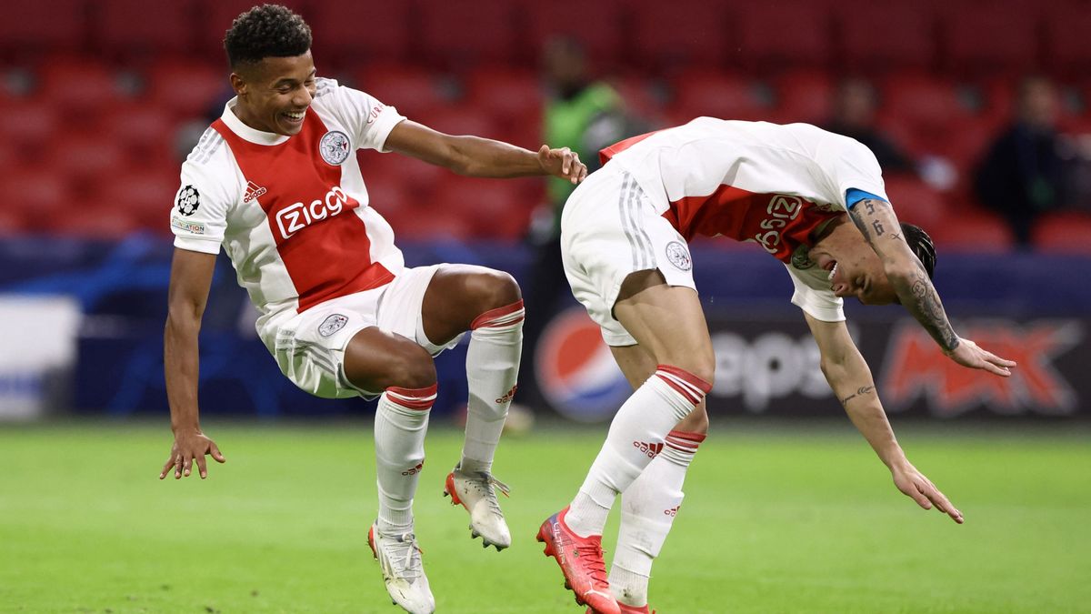 Ajax Vs Sporting : Parfait ! Le Fils De Dieu Termine La Phase De Groupe Avec 18 Points