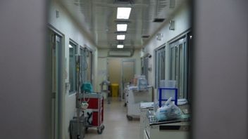 COVID-19 الحالات ترتفع، طلب غريسيك ريجنت لإغلاق على جزيرة باوان، مستشفى يفتقر إلى الأكسجين