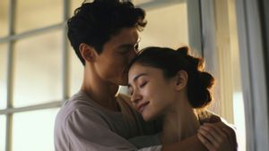 Bukan Cuma Romantis, Ini Manfaat Menunjukkan Kasih Sayang pada Pasangan Menurut Sains