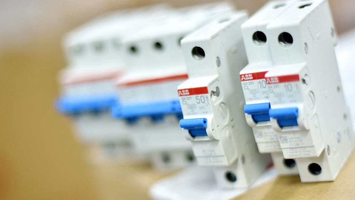 PLN Continues Cooperation With ABB For Provision Of Miniature Circuit Breakers