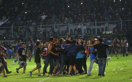 Insiden Stadion Kanjuruhan: Tragedi Sepak Bola Indonesia Menyebar Duka ke Seluruh Dunia