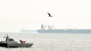 1.900 Kapal Dilaporkan Masih Tertahan di Selat Hormuz