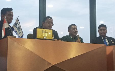 Hotman Paris Keluar dari Peradi karena Berselisih dengan Otto Hasibuan yang 3 Periode Memimpin dan Sindir Pamer Harta