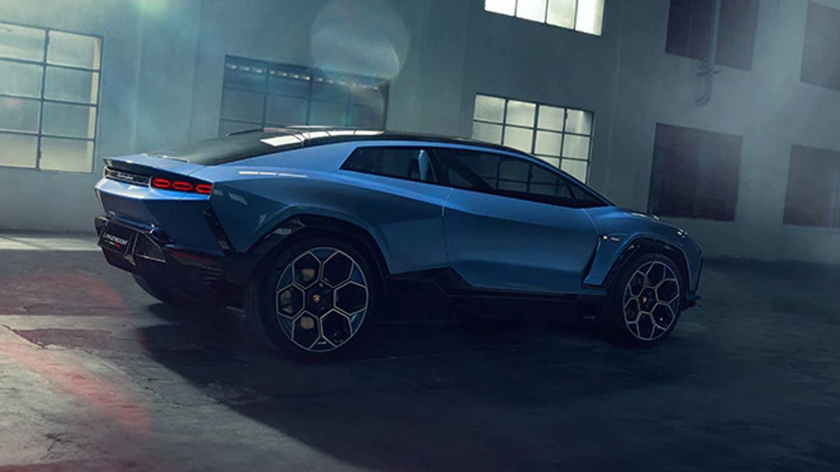 Lamborghini Refuses To Change Electrification Strategy In The Middle Of The Less Market For Electric Vehicle Markets