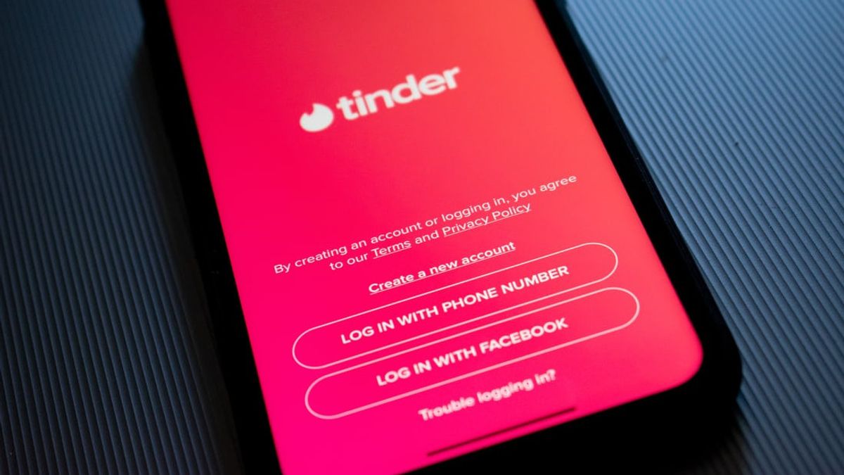 Tinderは50歳以上のユーザーのためのより高価な購読料を請求します