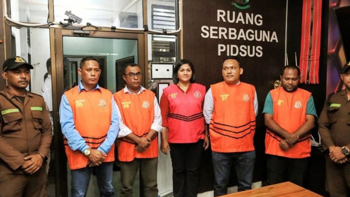 KPU Aru Maluku 5 名专员因腐败案件被拘留
