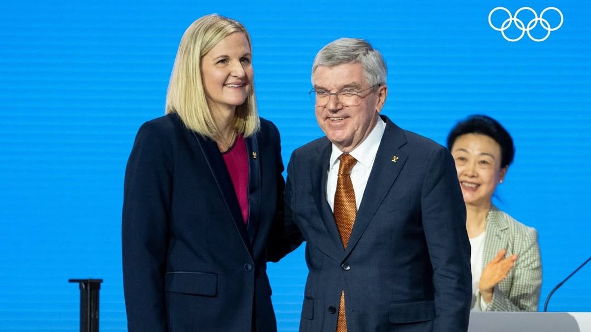 柯斯蒂·科文特里(Kirsty Coventry)成为第一位成为国际奥委会主席的女性