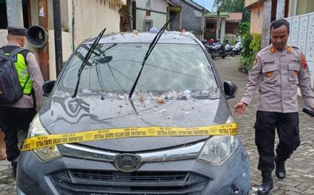 Lima Rumah dan Satu Mobil Rusak di Magelang Ketiban Balon Udara