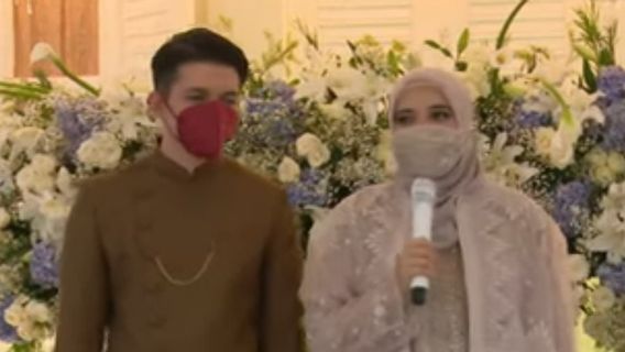 10 Years Waiting, Zaskia Sungkar And Irwansyah Express Their Happiness In Welcoming Boys