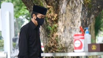 Kabar Baik dari Presiden Jokowi: Umat Islam Bisa Kembali Salat Tarawih Berjamaah di Masjid