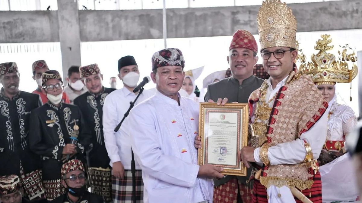 Anies Receives Customary Honor In Tulang Bawang Barat Lampung