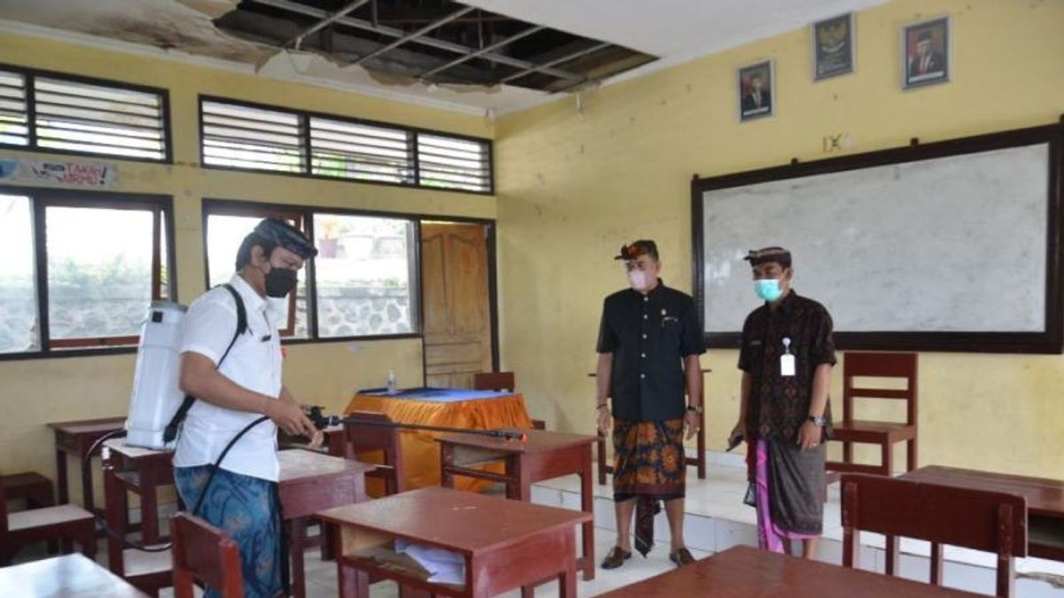 2 Junior High School Students In Klungkung Exposed To COVID-19, PTM Is Changed To Online