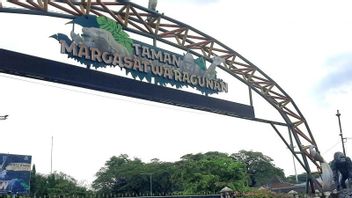 76,881 Tourists Visit Ragunan On Christmas Day 2022