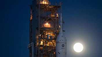 美国宇航局推迟湿衣服演习，火箭登月继续遇到问题