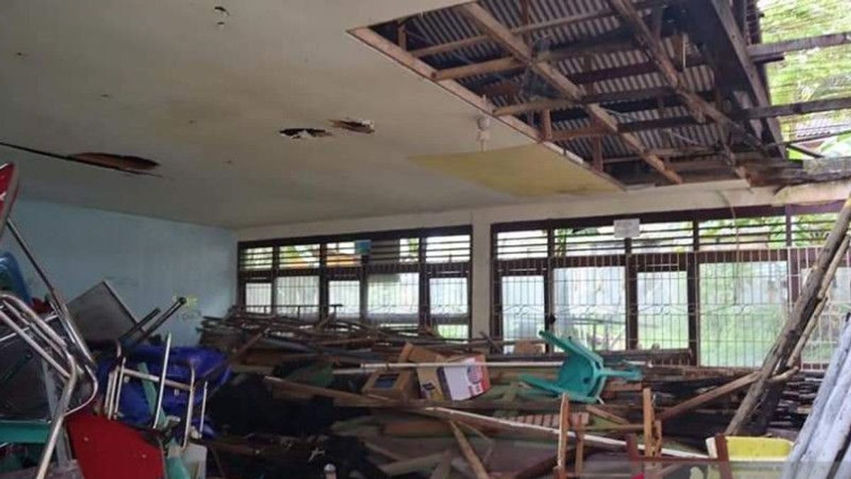 The Condition Of State Vocational School 1 In Tanjungpinang City That Is Worrying: Buildings Damaged, Students Learn To Move